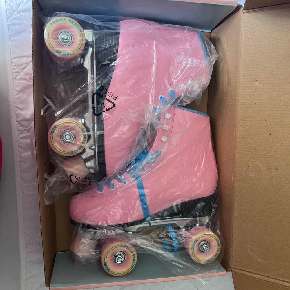 Angel Skate Rollerskates 🛼🛼🛼🛼🛼🛼